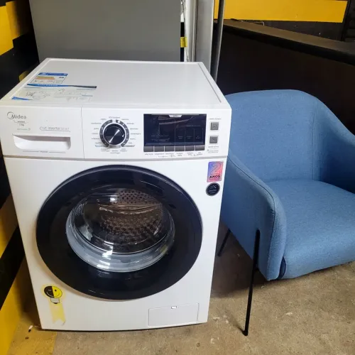 Máquina de lavar roupas Midea