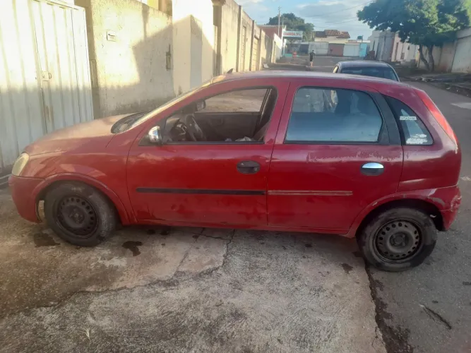 Chevrolet Corsa Hatchback 1.0 MPFI 8V 71cv 5P 2004