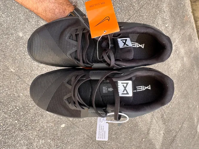 VENDO NIKE METCON 10 TAM 38