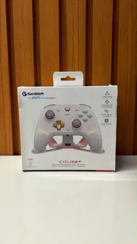 Controle Sem Fio GameSir Cyclone 2 Bundle Edition