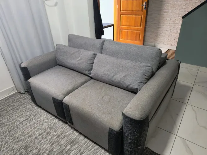 Sofá Retrátil Cinza