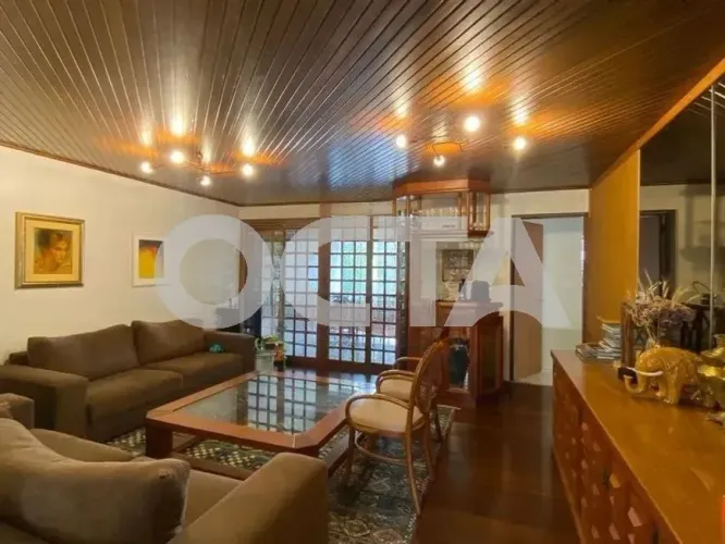 Casa com 4 Quartos para alugar, 370m² - Chácara das Pedras