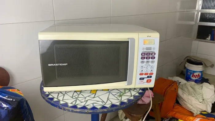 MICROONDAS BRASTEMP 80l itros