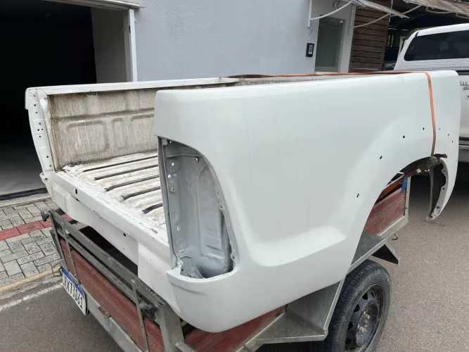 Caçamba Hilux