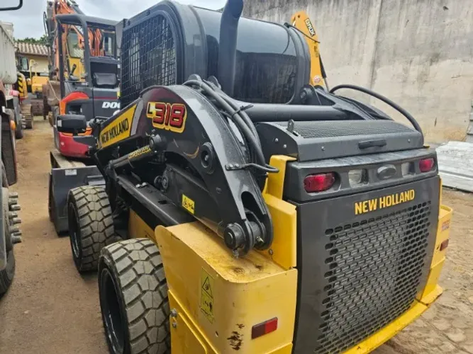 vw mini new holland Case l318 ano 2022