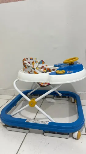 Andador de bebê