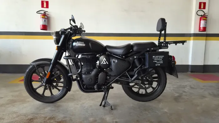 Classic 350 Dark