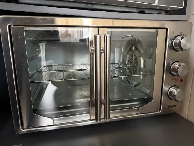 Forno Elétrico Oster French Door 42L Com Convecção - Inox (Excelente Estado)