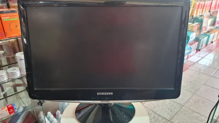 MONITOR SAMSUNG SYNCMASTER 20? USADO - FUNCIONANDO