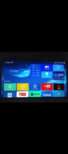 Vendo smarTV 65" sem detalhes