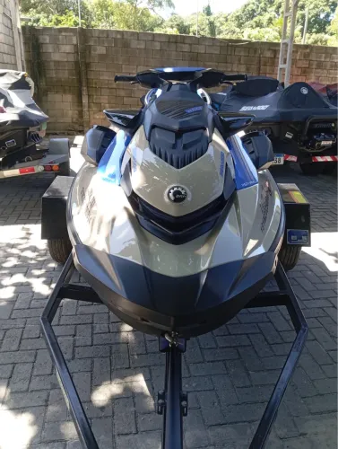 Jet ski GTi WAKE 2025