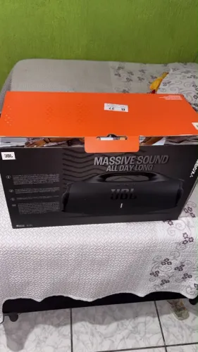 Caixa de Som Bluetooth JBL Boombox 4 Preta, Bateria de Até 34H, à Prova d?Água