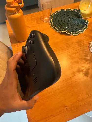 Steam deck 256 gb em perfeito estado, pouco usado. 