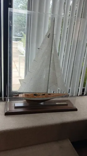 Replica do veleiro Rainbow 1934