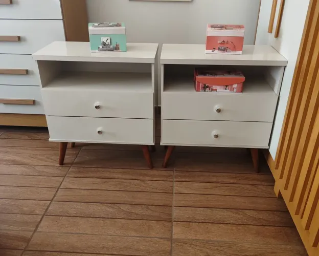 Mesa cabeceira