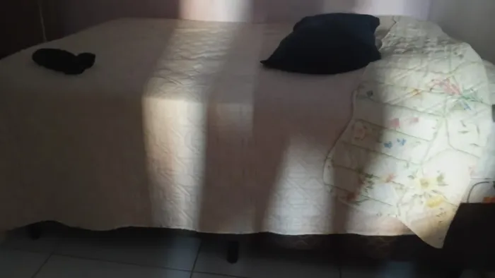 Vende-se cama box