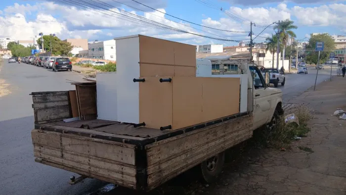 Fretes, carretos e pequenas mudanças