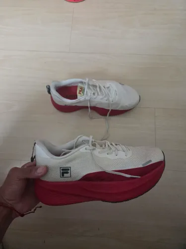Tênis Fila Aero skyfoam 39