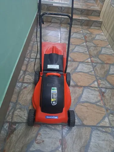 Cortador de Grama Elétrico Tramontina CE35P com Coletor Rígido 1300 W