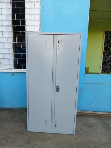 Armarios estantes
