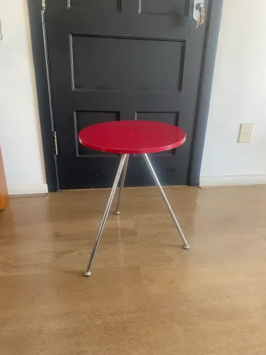 Mesa de canto pé palito