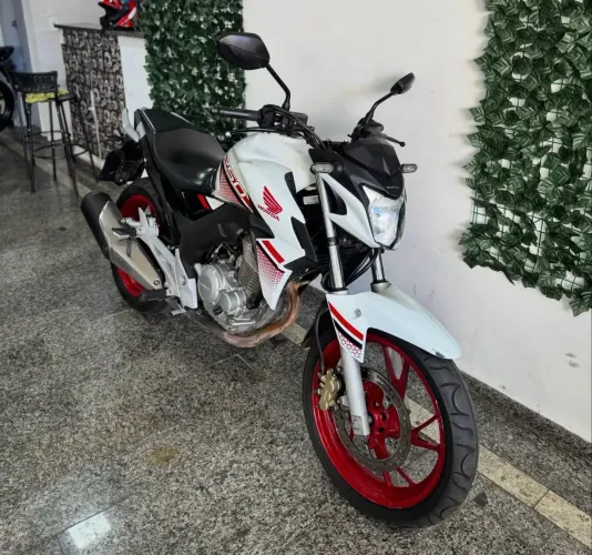 Honda CB Twister/flexone 250cc 2022 abaixo tabela