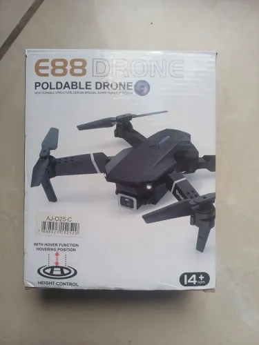 drone E88 por