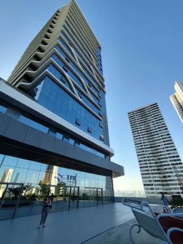 Alugo salas juntas 60,80 m² no EPIC Tower melhor custo benefício p sua empresa