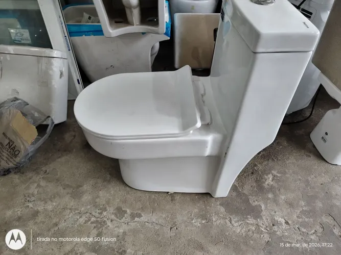 Vaso caixa monobloco petra