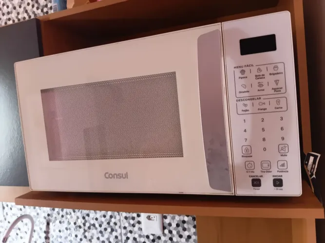 Vendo fogão e micro-ondas 