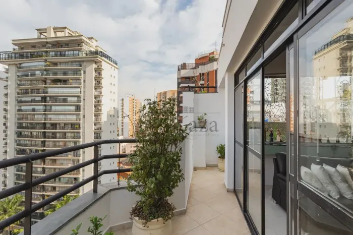 Apartamento Cobertura - Perdizes - 3 Dormitórios - 186m².