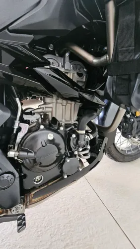 Vendo Zontes T350X em ótimo estado, semi nova.