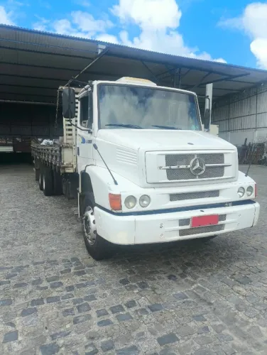Mercedes Benz 1620