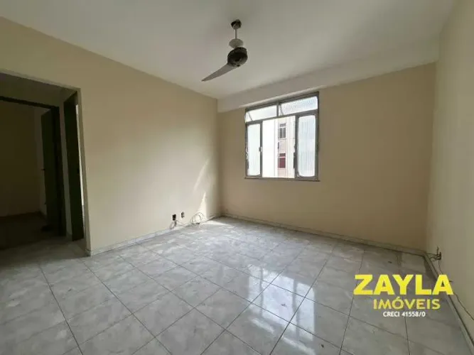 Entrar e morar!!! Excelente apartamento em Iraja, 2qts, 1 vaga !