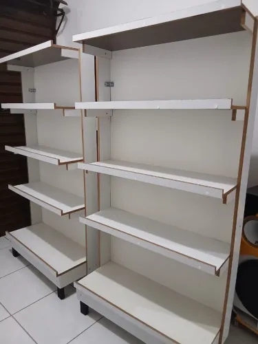 Prateleiras de MDF