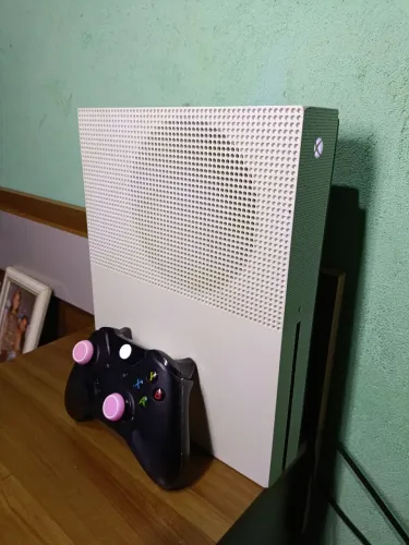 Troco Xbox one S em ps4