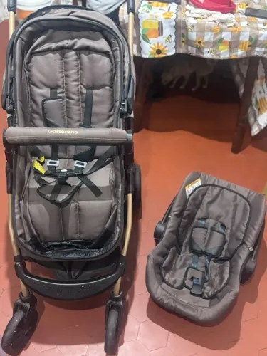 Carrinho + bebê conforto galzerano
