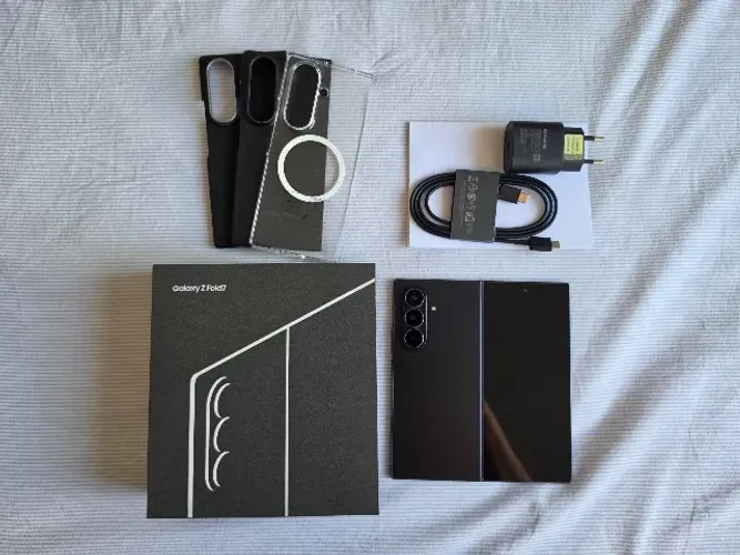 Samsung Galaxy Z Fold7 1TB - Garantia até Agosto/2026
