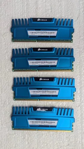 Corsair Vengeance 24GB KIT (6 x 4 GB) DDR3 1600 MHz PC3