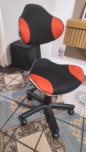 Cadeira de escritório ótimo estado