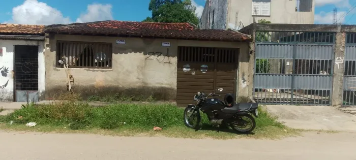 Vendo uma casa no loteamento novo horizonte, marcos freire 3 na rua ivone Ferreira 321