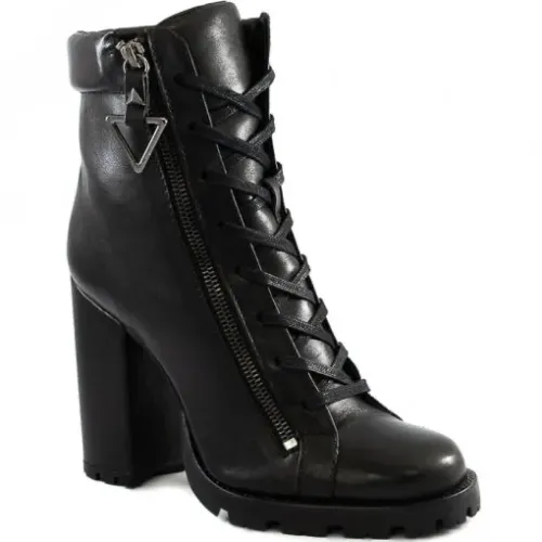 Bota Schutz 