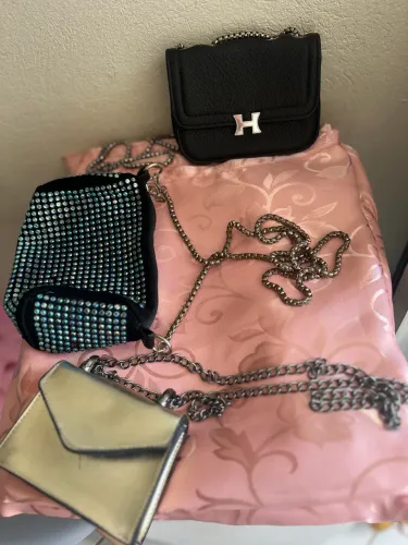 3 bolsa por 50,00 NÃO ENTREGO !!!