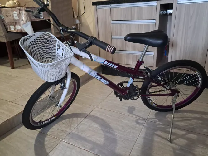 Vendo Bicicleta Kitty ciclare aro 20 feminina.