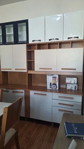 Armário de cozinha novo