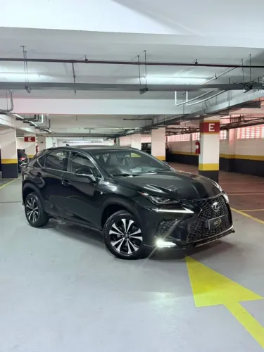 Lexus NX-300 F-sport 2.0 16V 238cv Aut. 2018