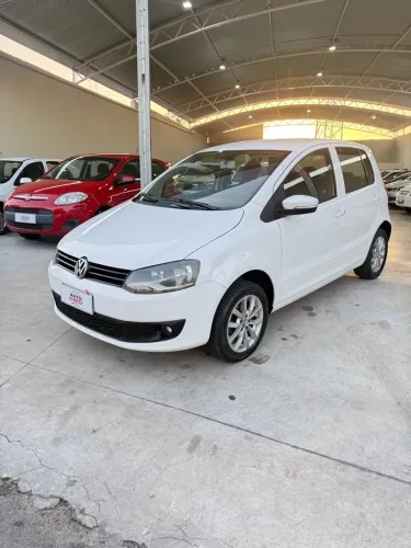Volkswagen Fox 1.6 MI Total Flex 8V 5P 2014