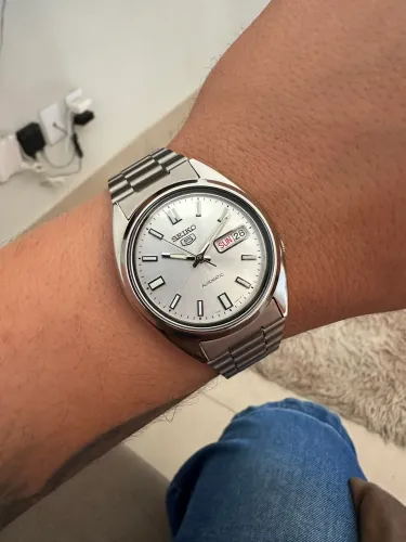 Seiko 5 Automático Snxs73 Semi Novo 