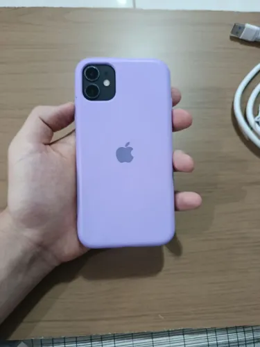 iPhone 11 + Acessórios 