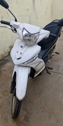 Moto bom e barata Crypton 